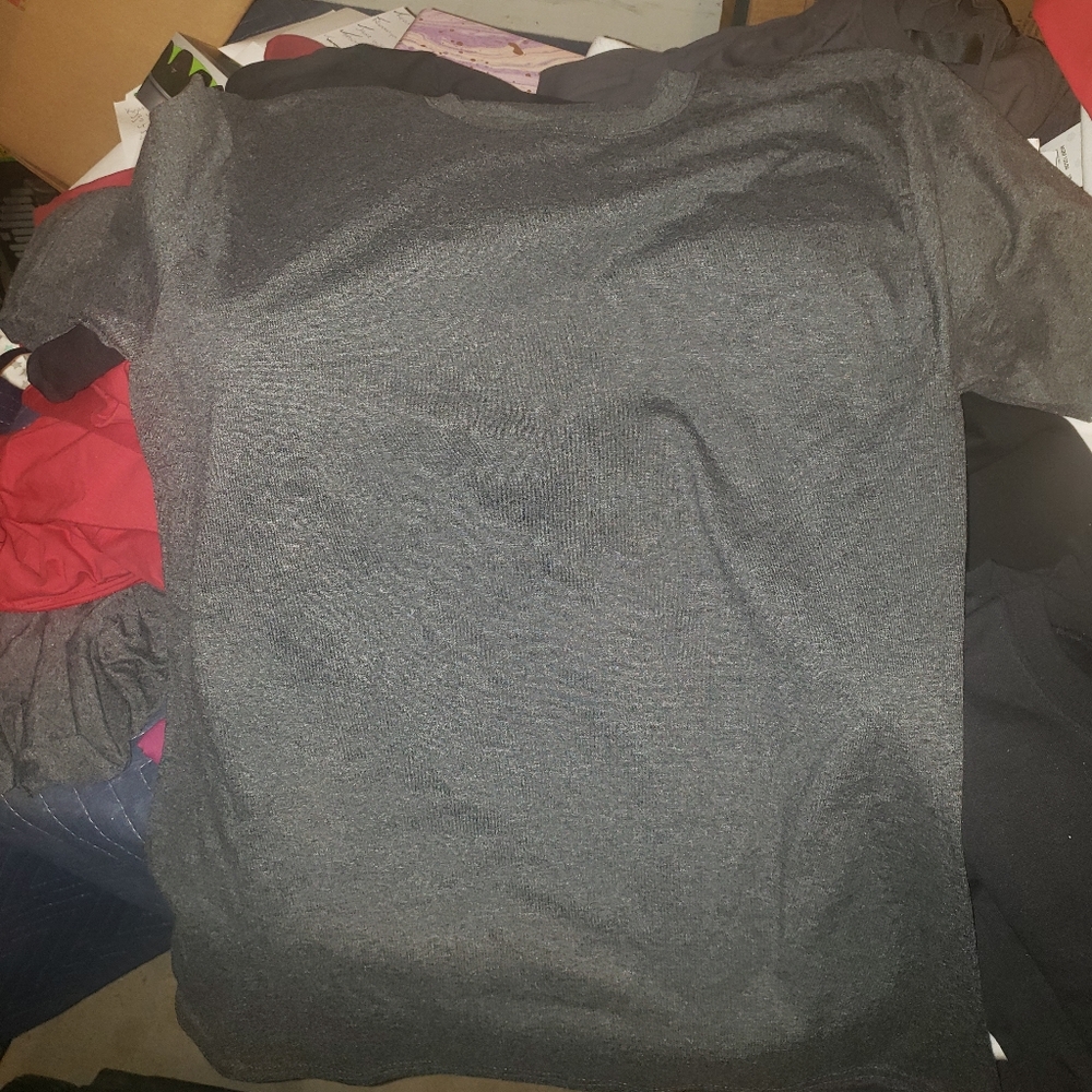 15 brand new without tags hanes shirts size medium